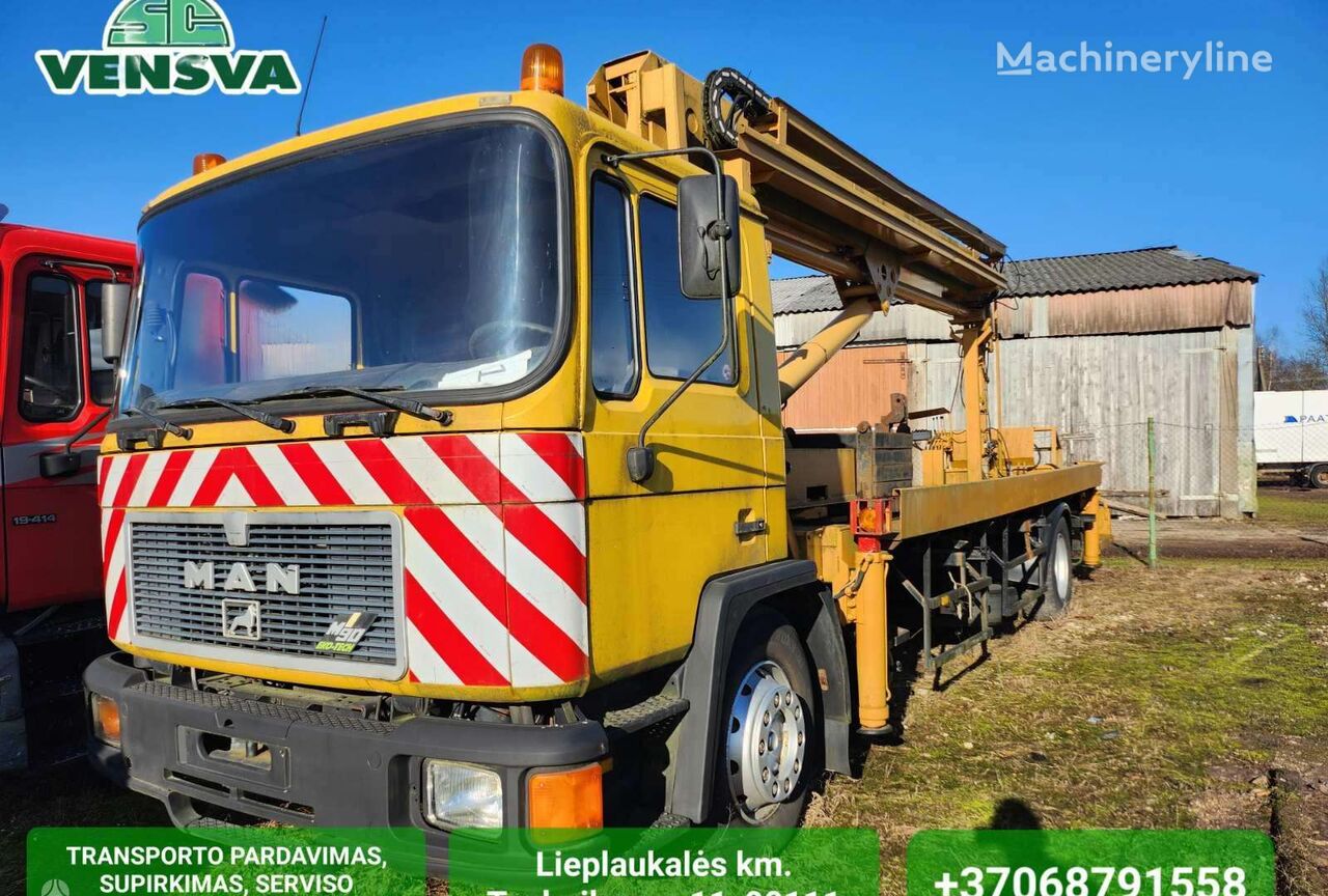 MAN 19-192 M90 bucket truck