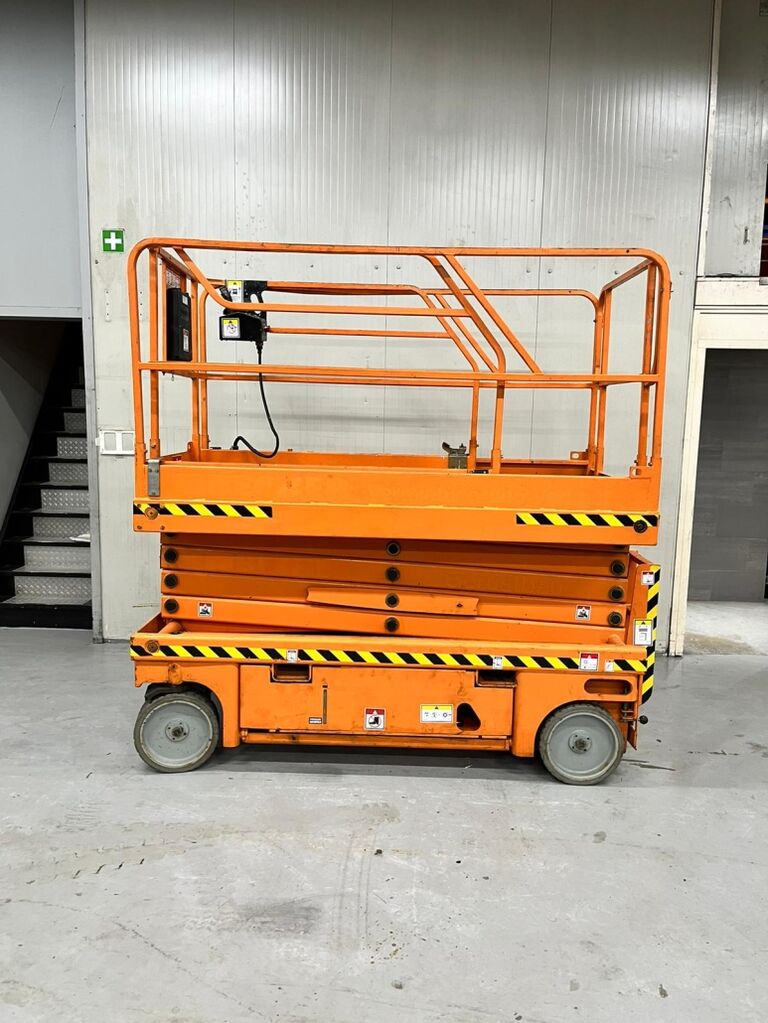 Jungheinrich ECP20 scissor lift