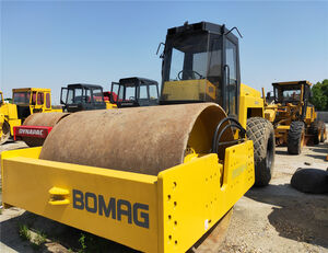 BOMAG BW219 single drum compactor