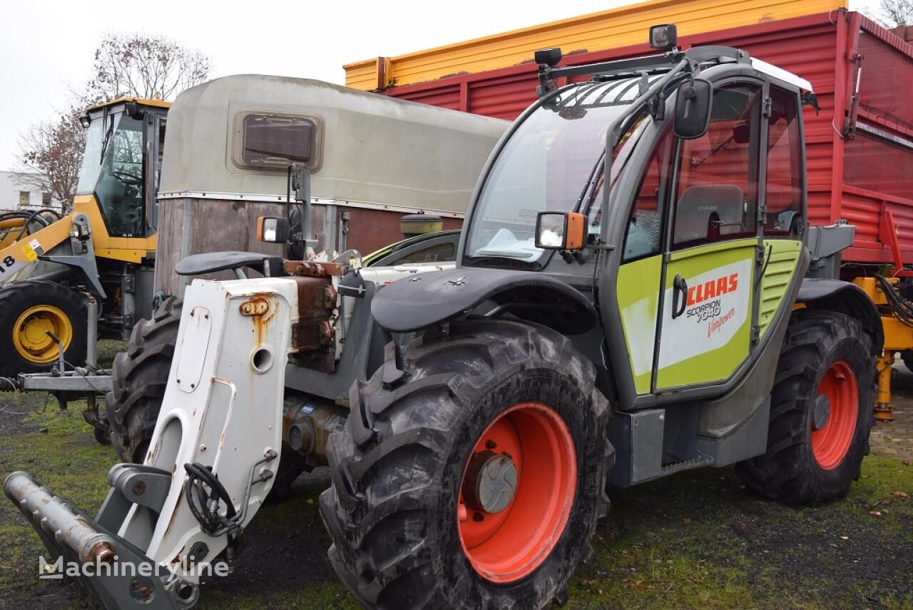 Claas telescopic wheel loader