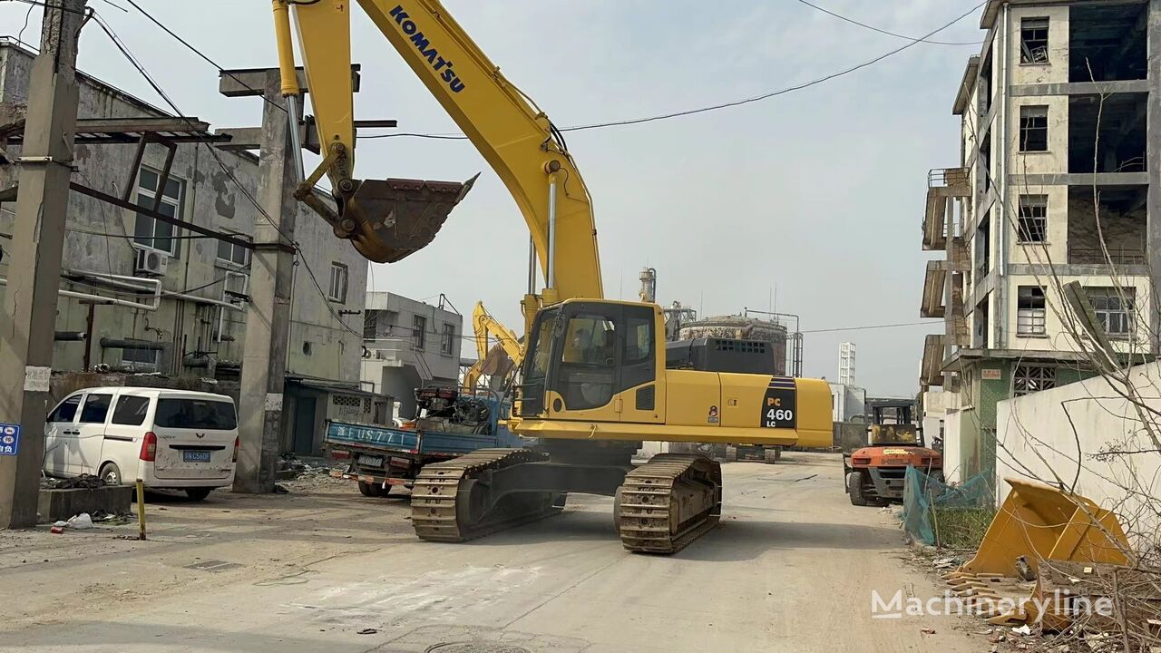 Komatsu PC460-8 tracked excavator