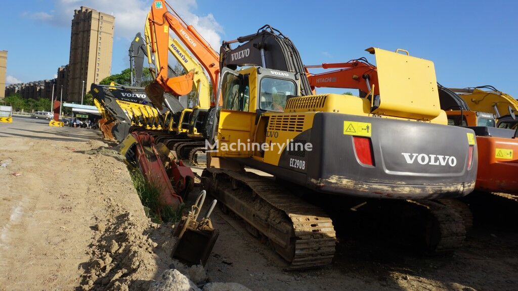 Volvo EC290BLC tracked excavator