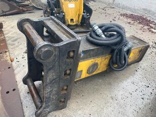 Soosan SQ 35 hydraulic breaker