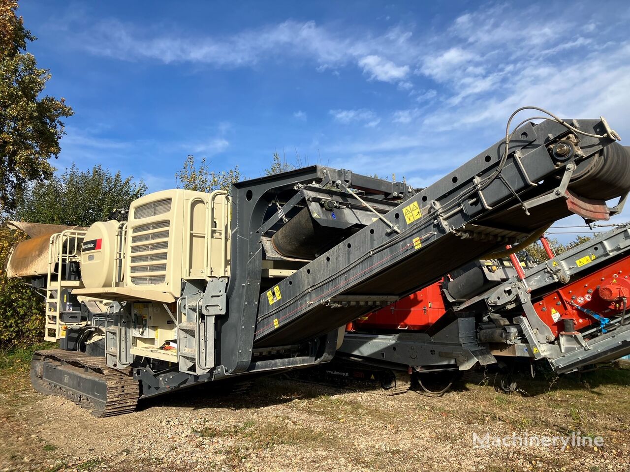 Metso Lokotrack LT106 mobile crushing plant
