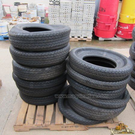 TOW MASTER II ST225/75D H78-15 skid steer tire